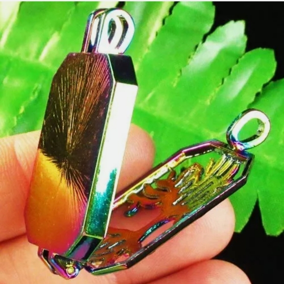 New Rainbow Hematite Tree Of Life Open Pendant. - Picture 3 of 3